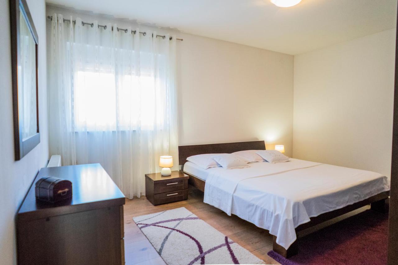 Holiday House Petra - Imotski - Makarska المظهر الخارجي الصورة